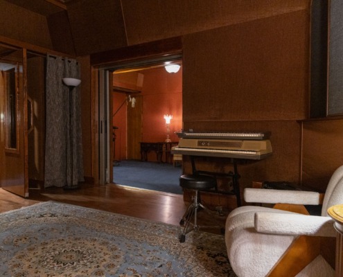 Studio-B-Live-Room-Looking-into-B-Vocal-Booth